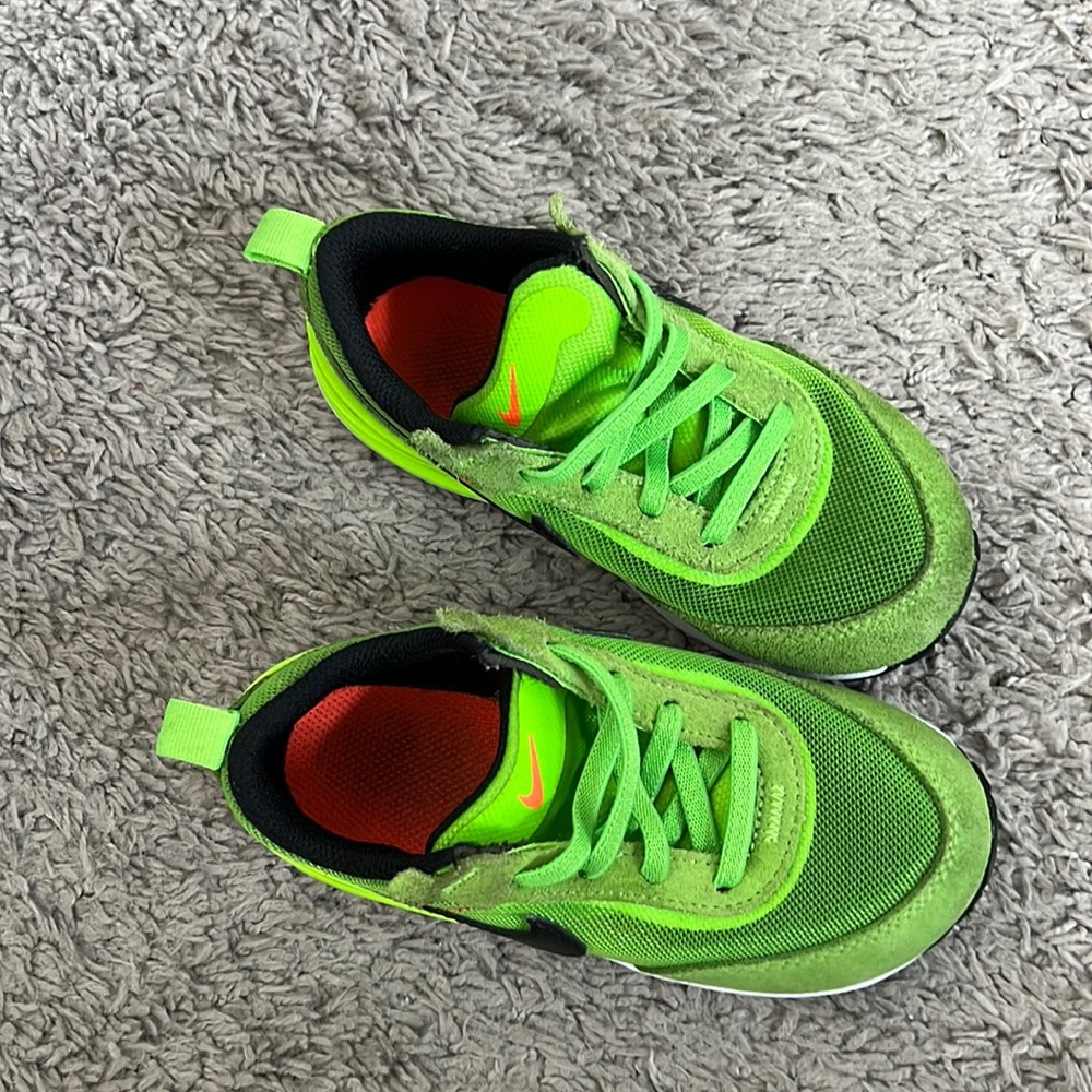 Toddler shoes